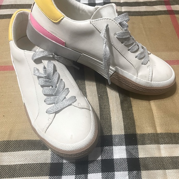 Steve Madden sneakers - Picture 4 of 4